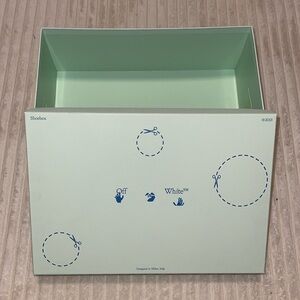 Off White Shoebox